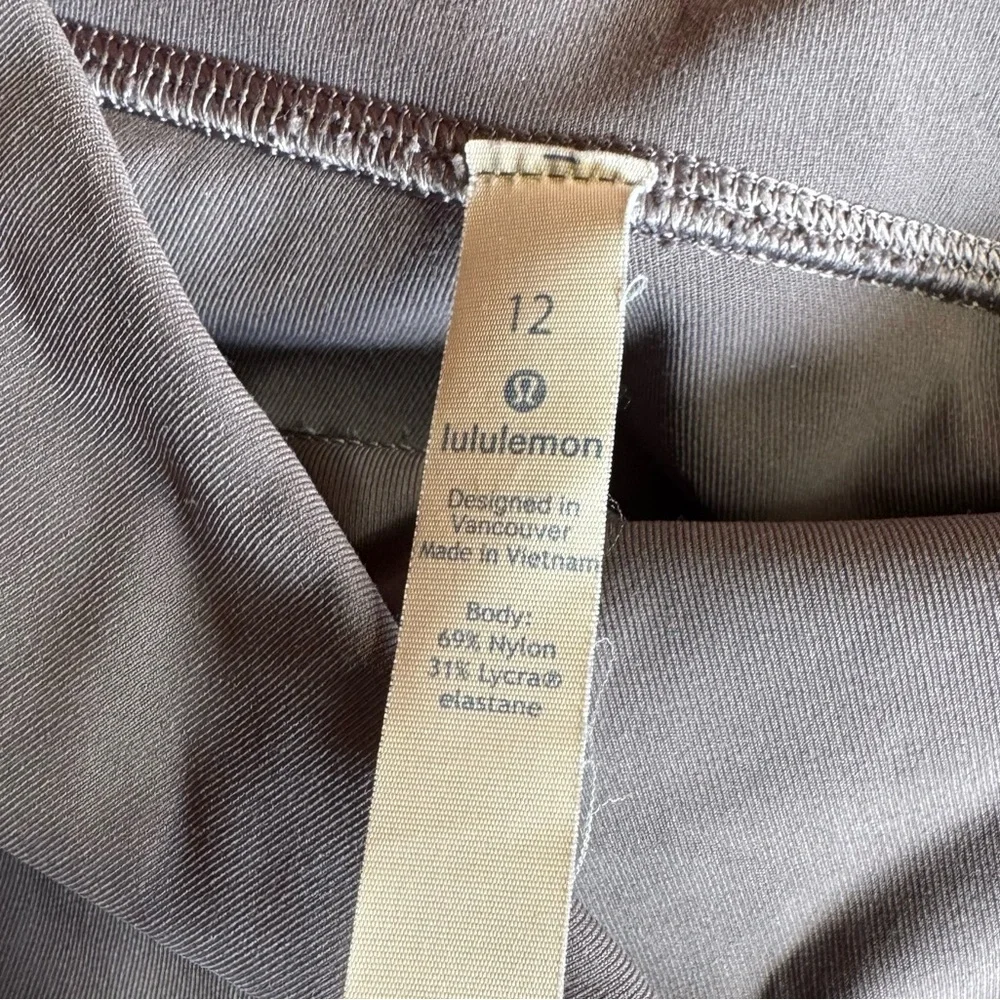 Lululemon Awakening Tights, Ruched, Cropped,‎ Magnum Gray Mauve, Size 12